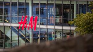 H&M, retail, DanaBot