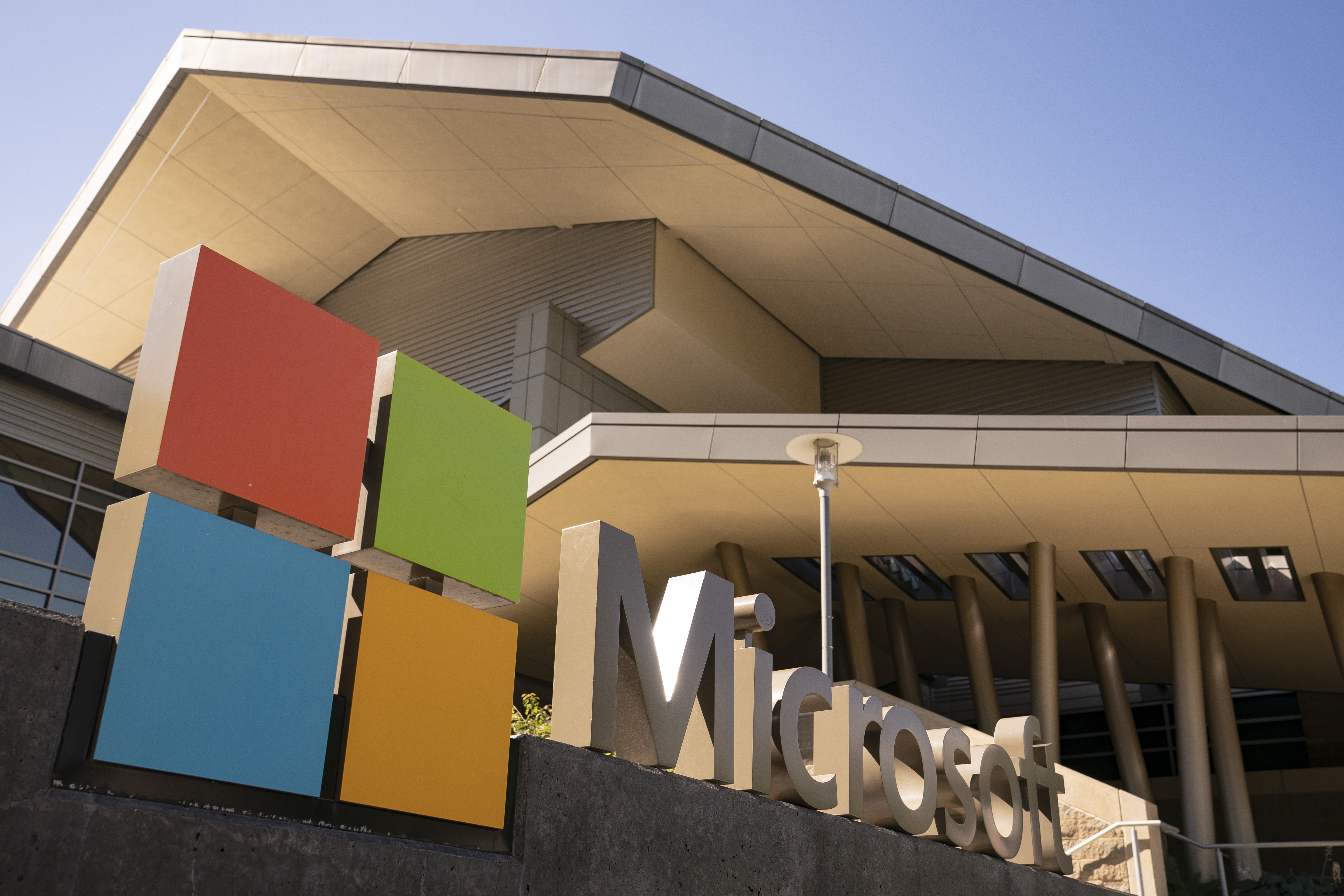 Microsoft Pivots Sales Strategy to Disparage AI Rivals