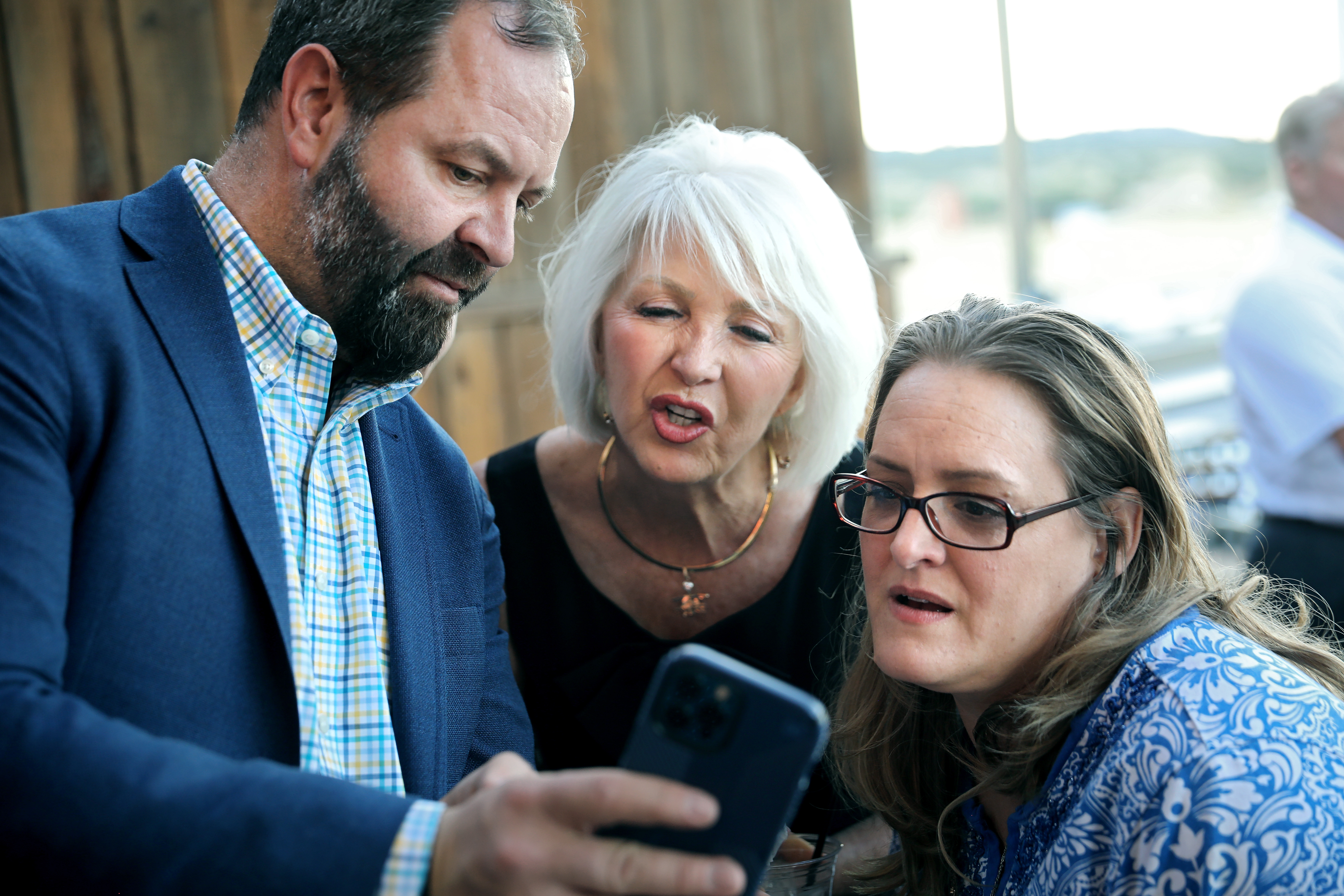 Colorado governor commutes prison sentence for election denier Tina Peters 