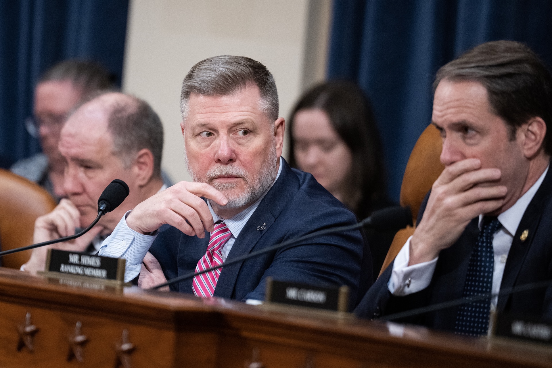 House intel bill includes provisions on state and local threat intelligence, election security, AI