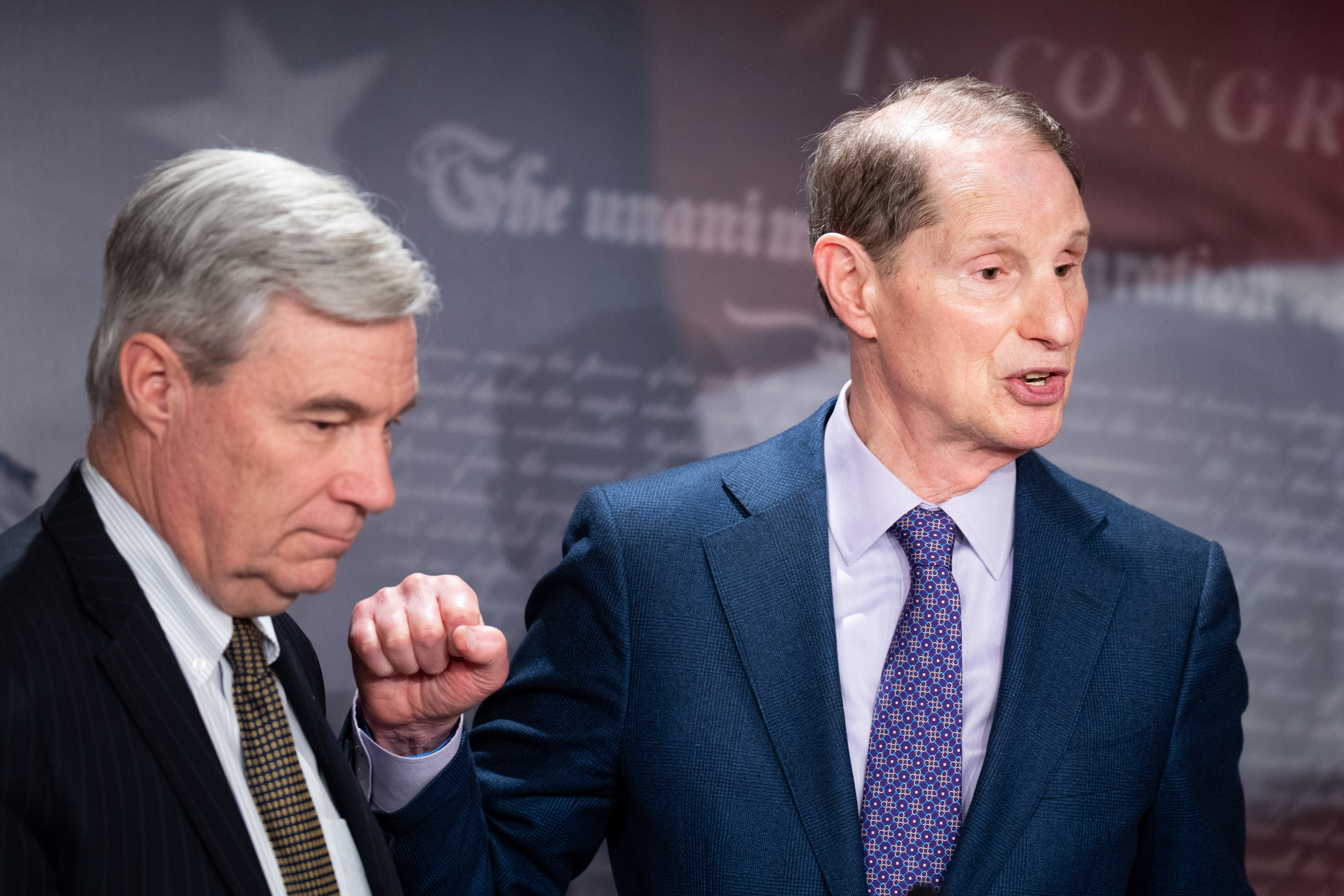 Lawmakers call on Treasury to sanction hackers-for-hire