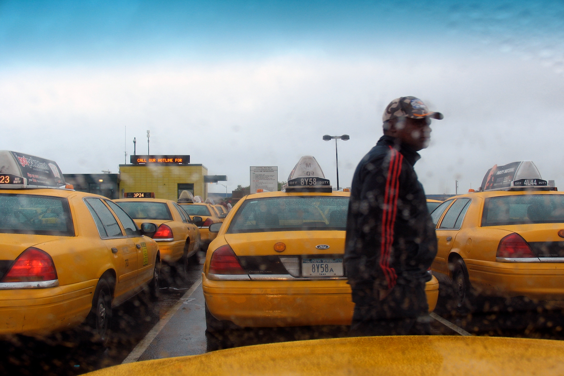 'Russian hackers' help two New York men game JFK taxi system CyberScoop